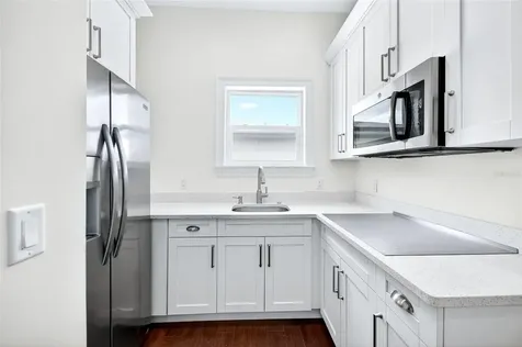 3013 W North B Street Tampa FL 33609
