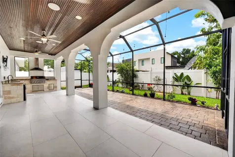 3013 W North B Street Tampa FL 33609