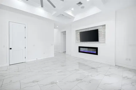 3013 W North B Street Tampa FL 33609