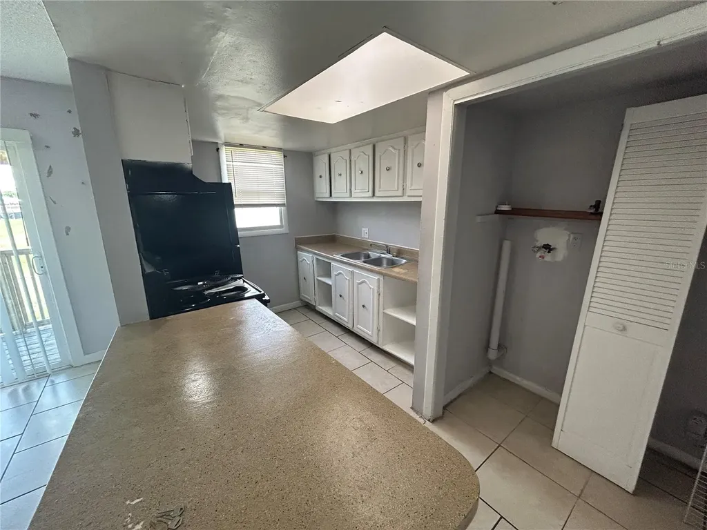 2773 L B Mcleod Road Orlando FL 32805