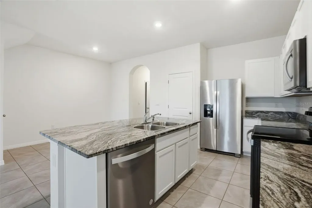 5267 Dragonfly Drive Wildwood FL 34785