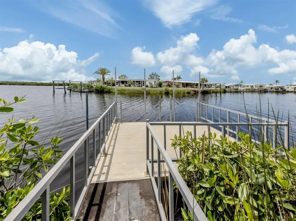 132 Martinique Road North Port FL 34287