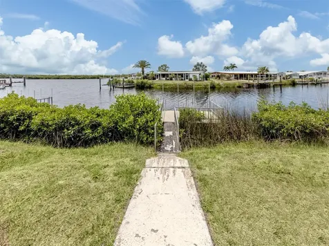 132 Martinique Road North Port FL 34287