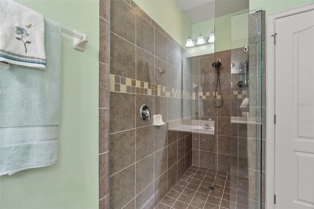 6804 Goldflower Avenue St Cloud FL 34773