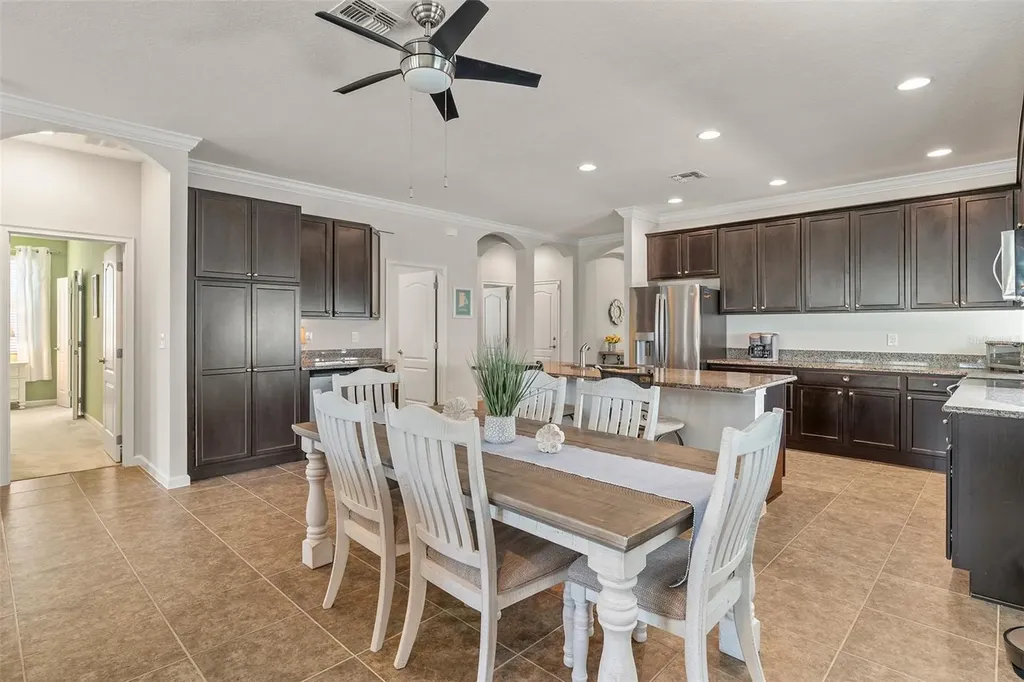 6804 Goldflower Avenue St Cloud FL 34773