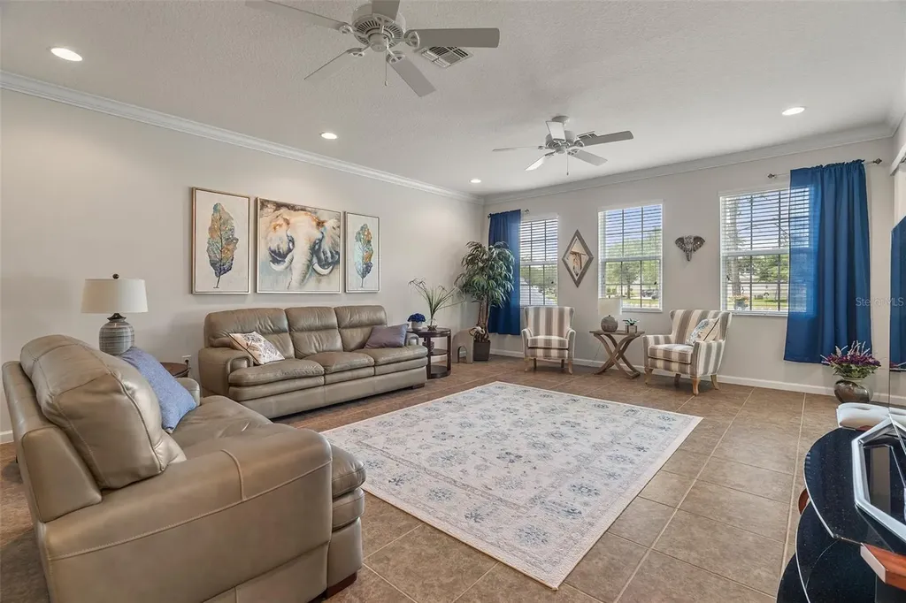 6804 Goldflower Avenue St Cloud FL 34773
