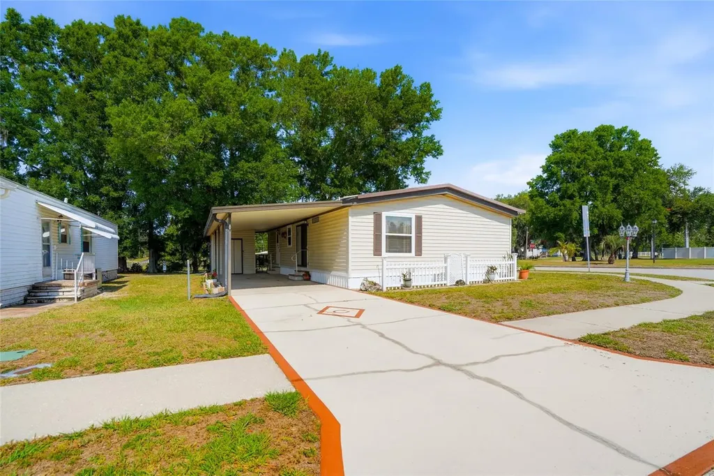 3933 Sarah Drive Wesley Chapel FL 33543