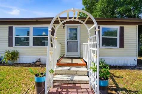 3933 Sarah Drive Wesley Chapel FL 33543