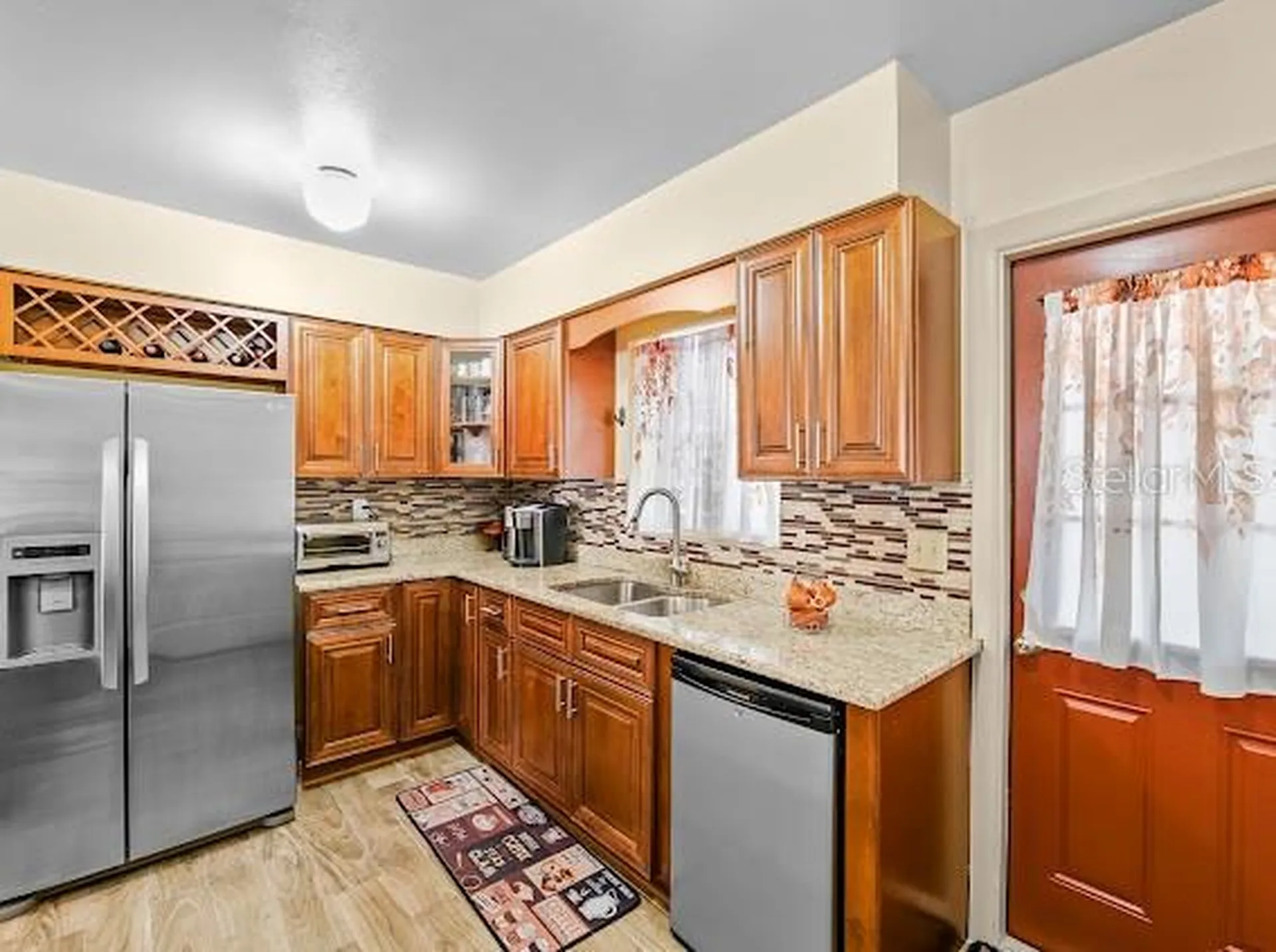 7806 N Gomez Avenue Tampa FL 33614