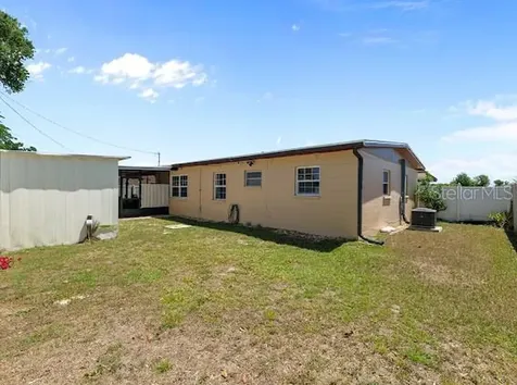 7806 N Gomez Avenue Tampa FL 33614