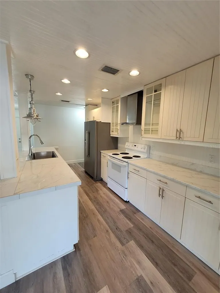 4779 Garcia Avenue Sarasota FL 34233