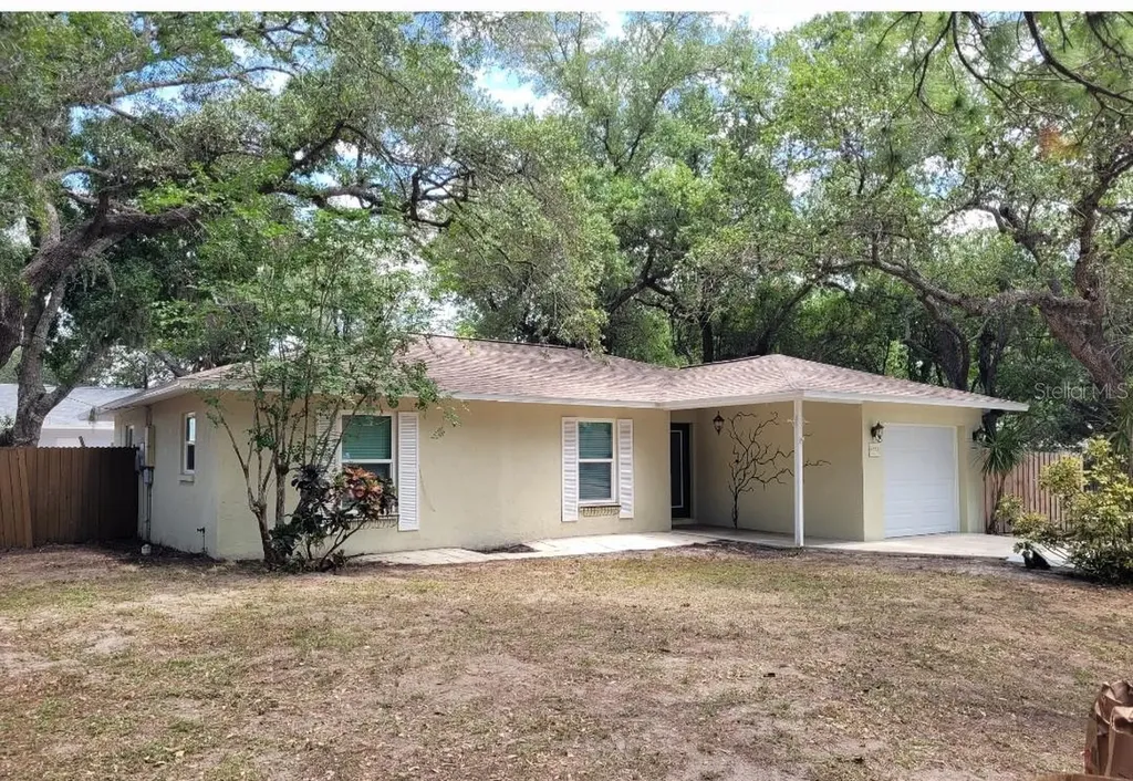 4779 Garcia Avenue Sarasota FL 34233