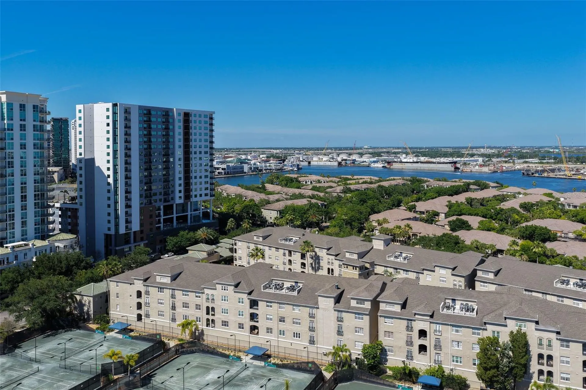 501 Knights Run Avenue Tampa FL 33602