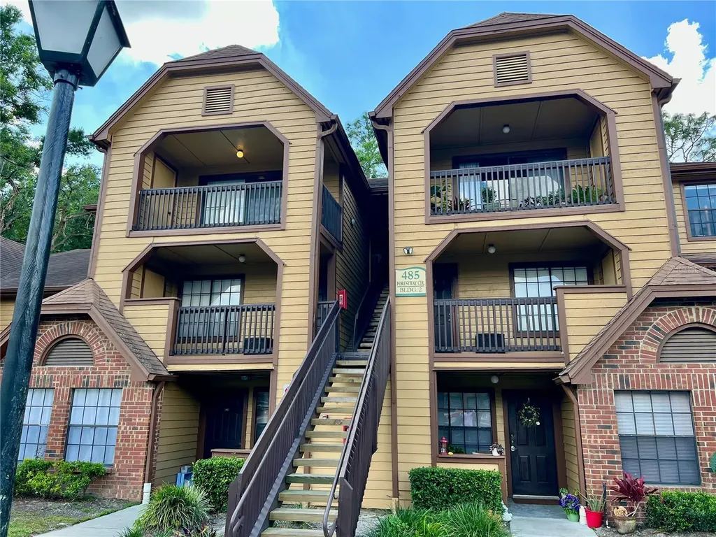 375 Lake Ontario Court Altamonte Springs FL 32701