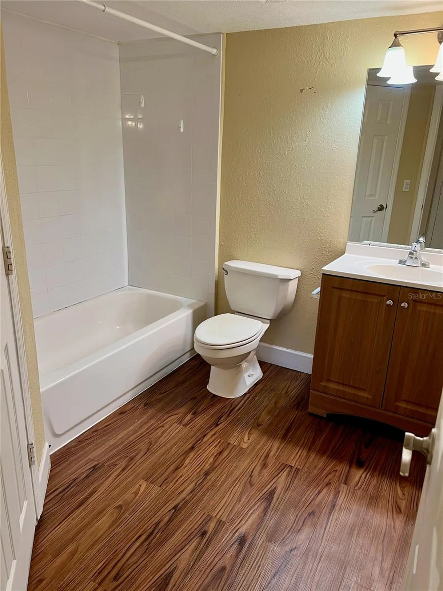 375 Lake Ontario Court Altamonte Springs FL 32701