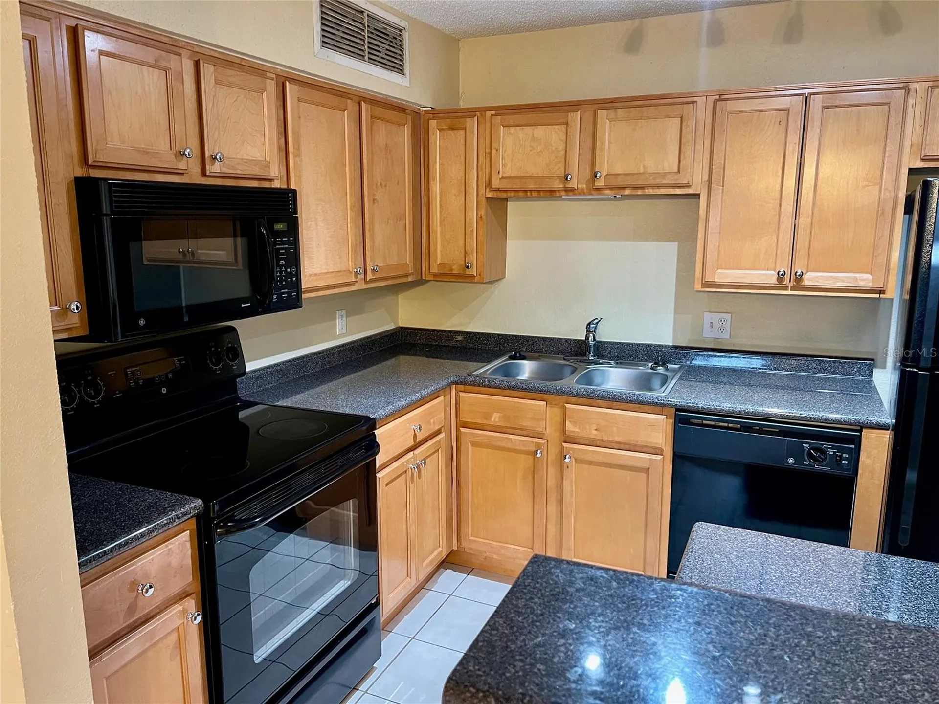 375 Lake Ontario Court Altamonte Springs FL 32701