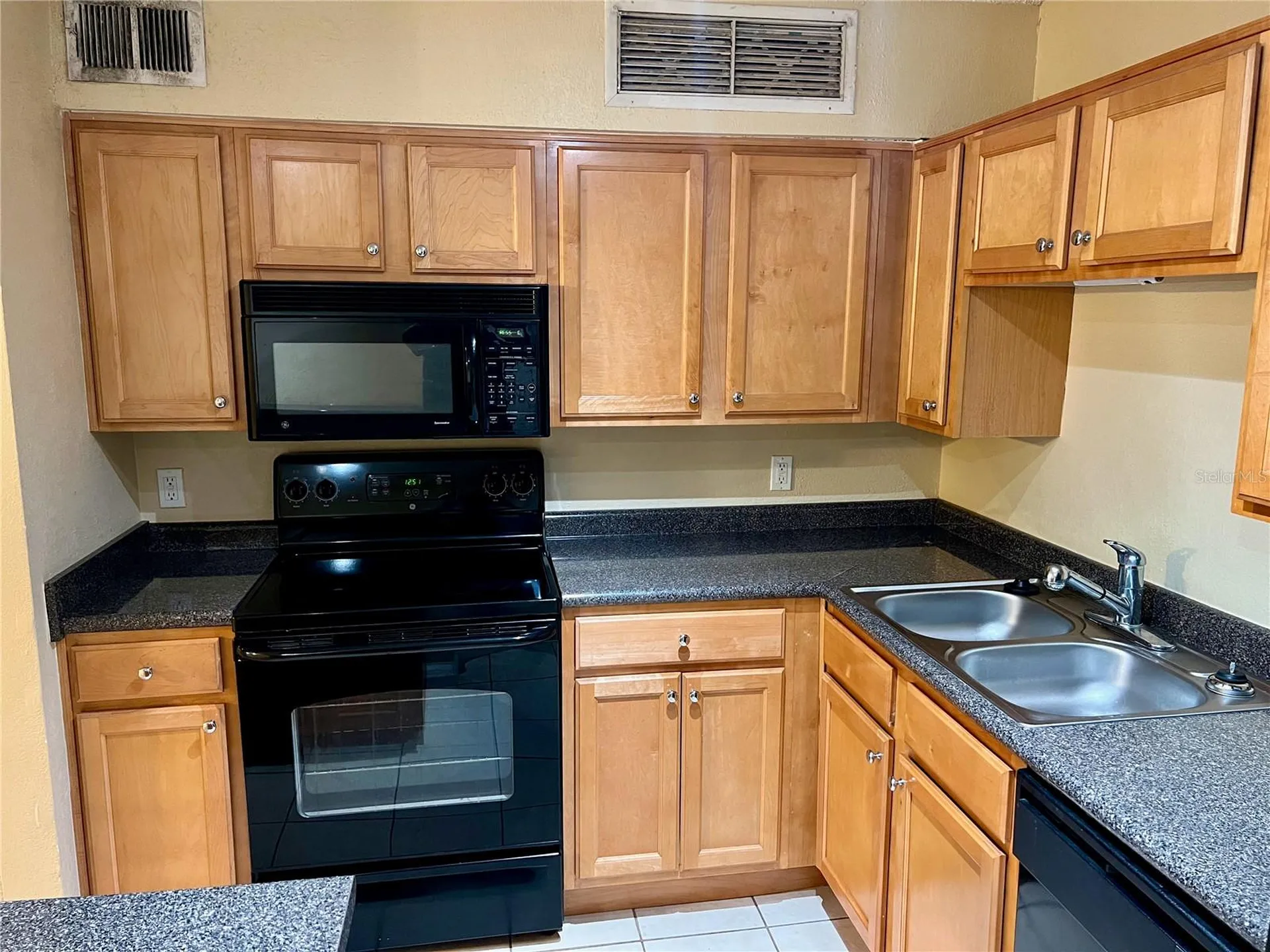 375 Lake Ontario Court Altamonte Springs FL 32701