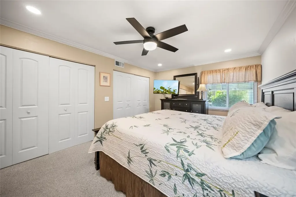5619 Midnight Pass Road Sarasota FL 34242
