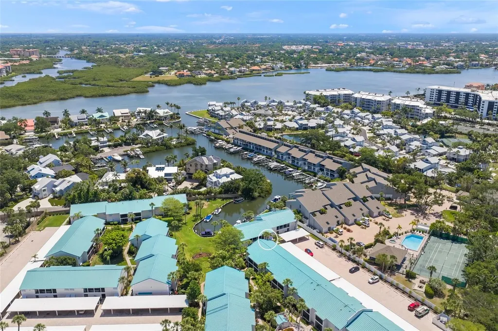 5619 Midnight Pass Road Sarasota FL 34242