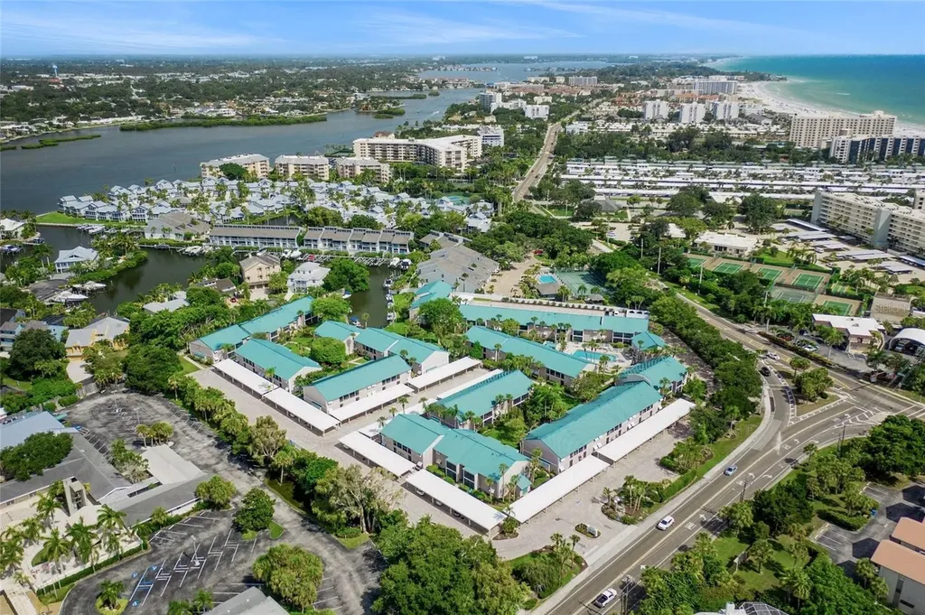 5619 Midnight Pass Road Sarasota FL 34242
