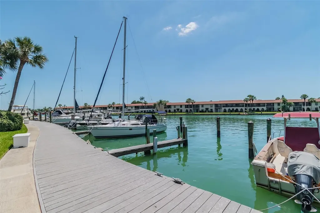 511 Sandy Hook Road Treasure Island FL 33706
