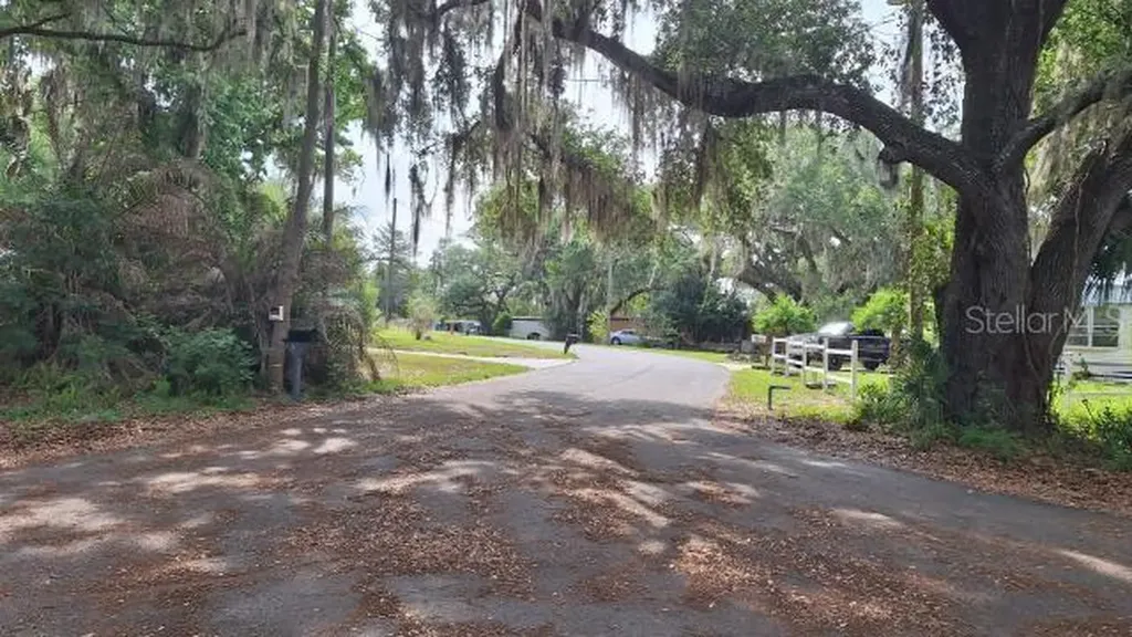 8033 E Gobbler Court Floral City FL 34436