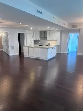 450 Knights Run Avenue Tampa FL 33602
