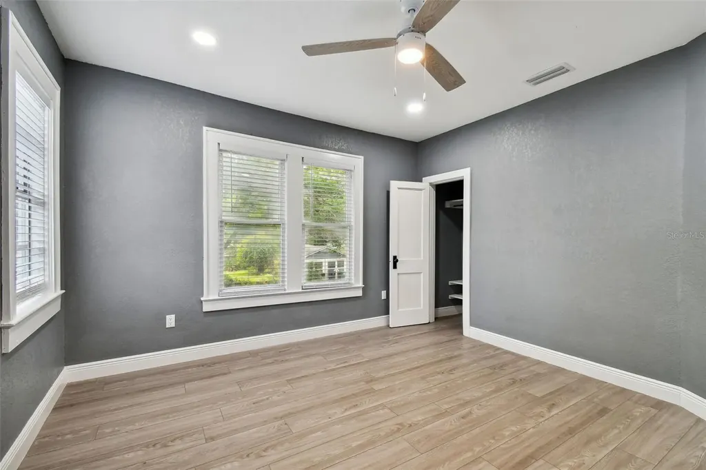 6810 N Navin Avenue Tampa FL 33604