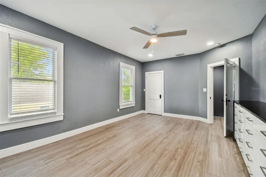 6810 N Navin Avenue Tampa FL 33604