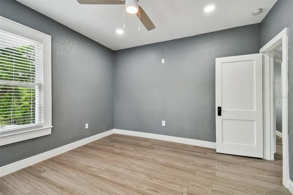 6810 N Navin Avenue Tampa FL 33604
