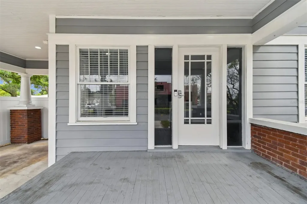 6810 N Navin Avenue Tampa FL 33604