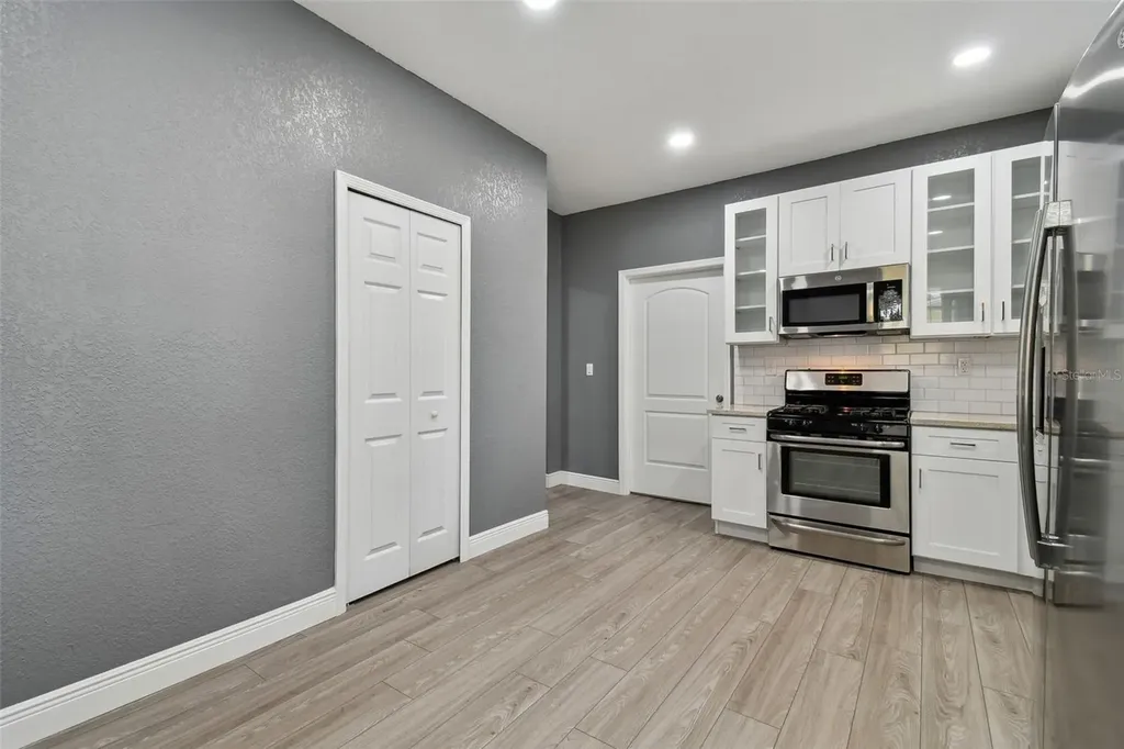 6810 N Navin Avenue Tampa FL 33604