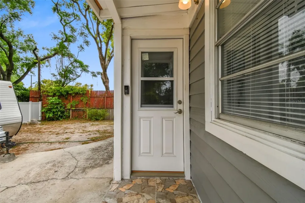 6810 N Navin Avenue Tampa FL 33604
