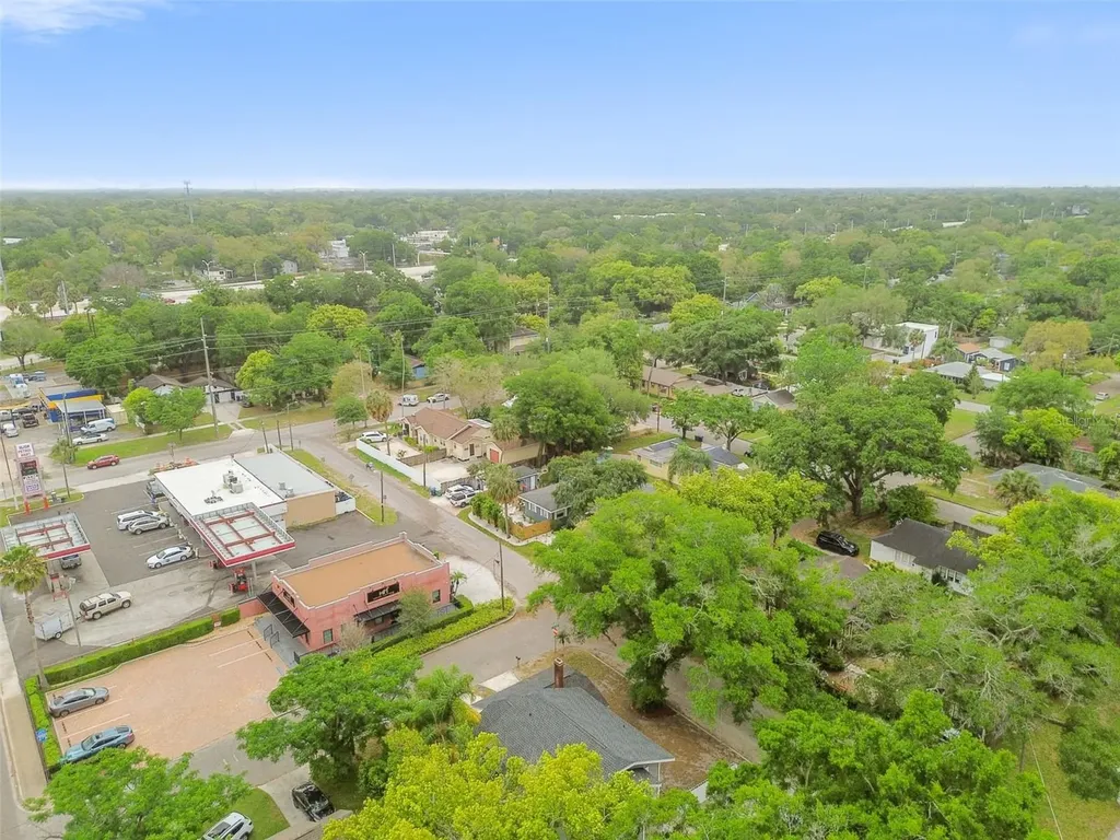 6810 N Navin Avenue Tampa FL 33604