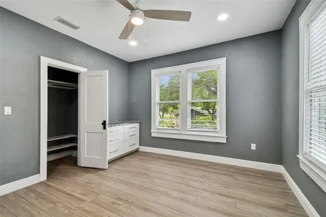 6810 N Navin Avenue Tampa FL 33604