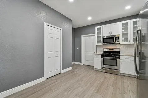 6810 N Navin Avenue Tampa FL 33604