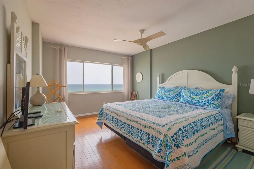 5300 Gulf Drive Holmes Beach FL 34217
