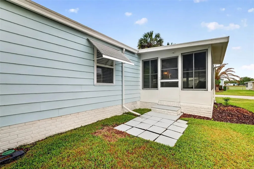 1507 E Schwartz Boulevard The Villages FL 32159