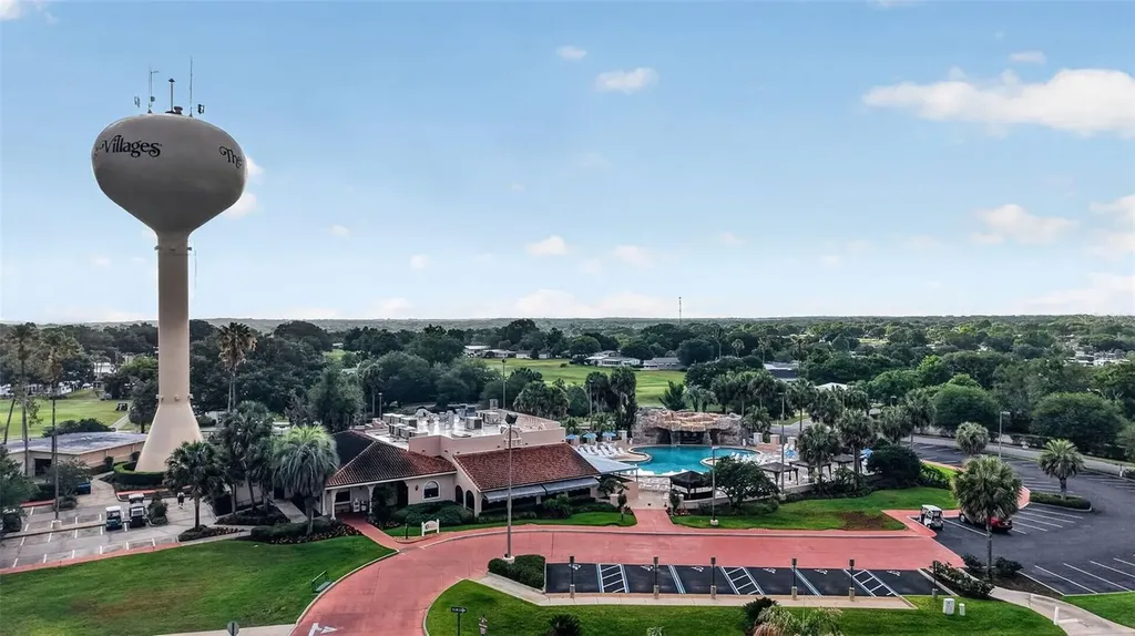 1507 E Schwartz Boulevard The Villages FL 32159