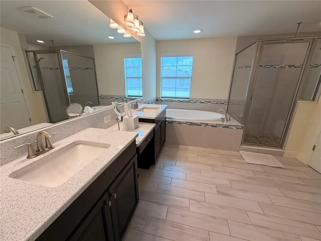 12798 R Munro Lane Odessa FL 33556
