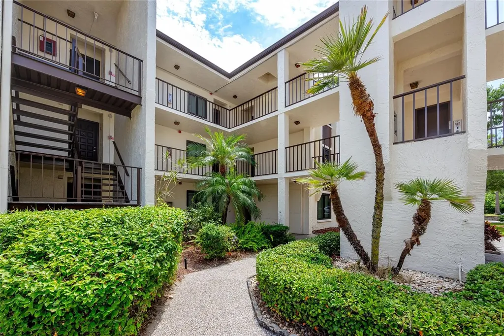 2207 Belleair Road Clearwater FL 33764