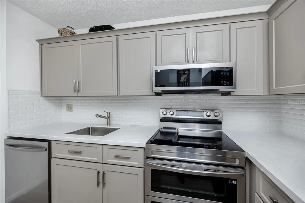 2207 Belleair Road Clearwater FL 33764