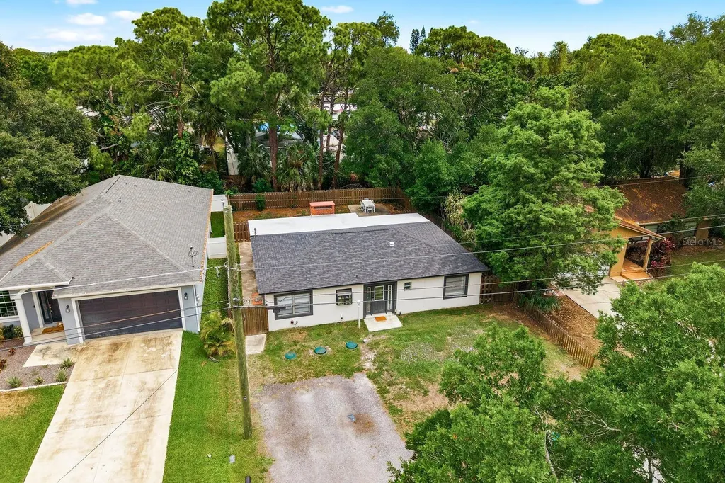 7327 Winchester Drive Tampa FL 33615
