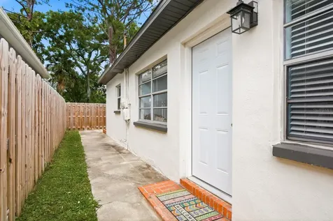 7327 Winchester Drive Tampa FL 33615