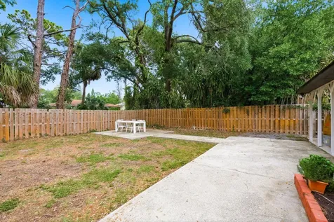 7327 Winchester Drive Tampa FL 33615