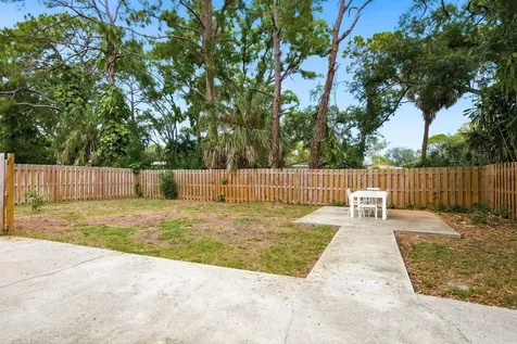 7327 Winchester Drive Tampa FL 33615