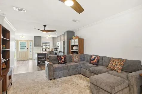 7327 Winchester Drive Tampa FL 33615