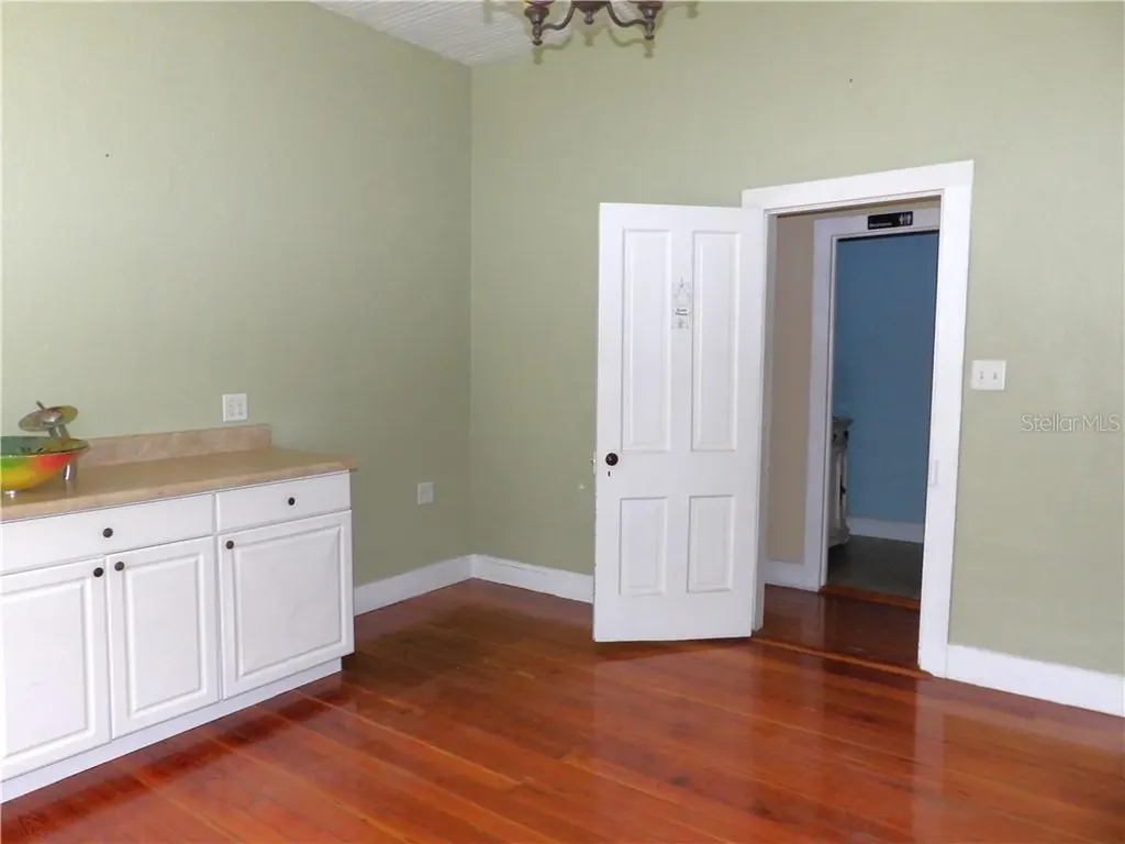 401 Tompkins Street Inverness FL 34450