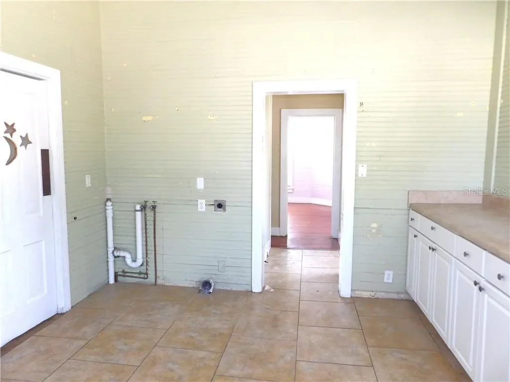 401 Tompkins Street Inverness FL 34450