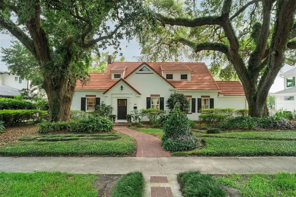 1415 Lancaster Drive Orlando FL 32806
